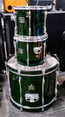 Pearl Export Drum Set in Green w/Hardware 2
